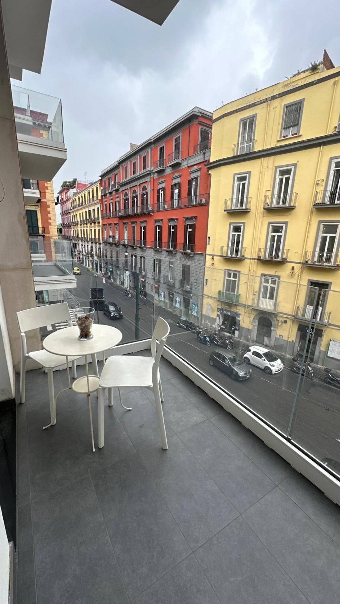 Tema - Dimore Partenopee Apartment