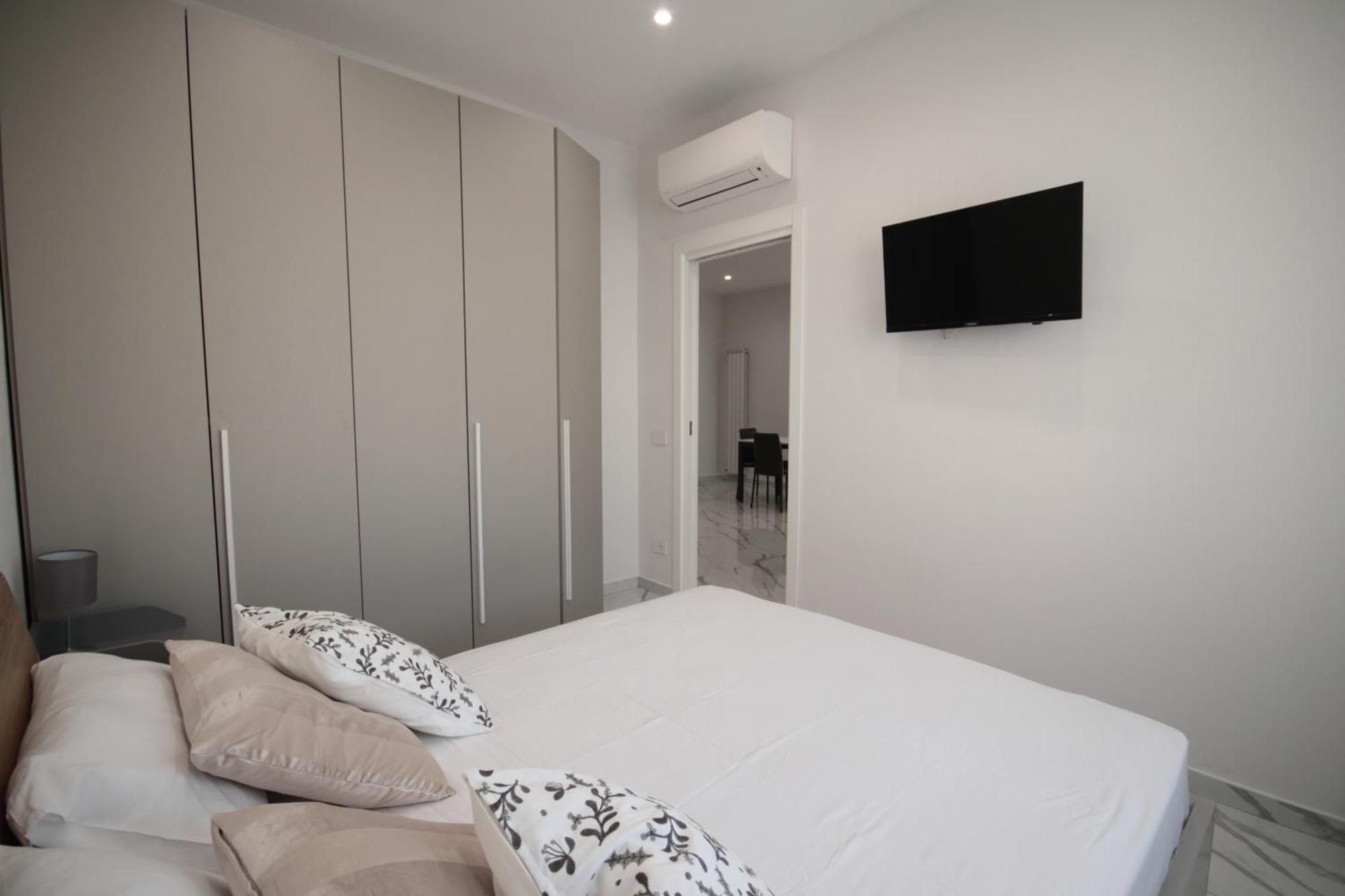 Apartment Tema - Dimore Partenopee Naples