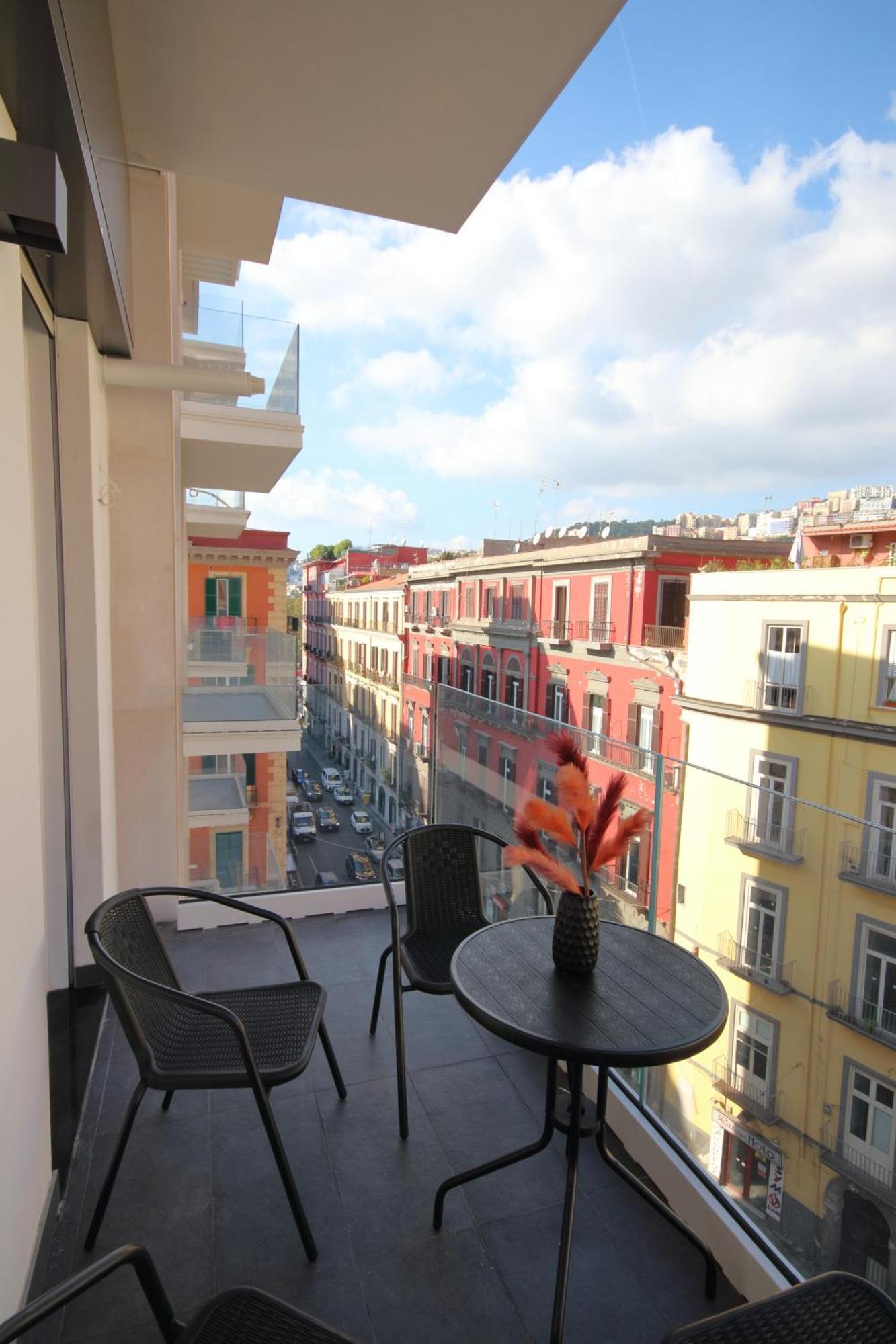 Tema - Dimore Partenopee Apartment Naples
