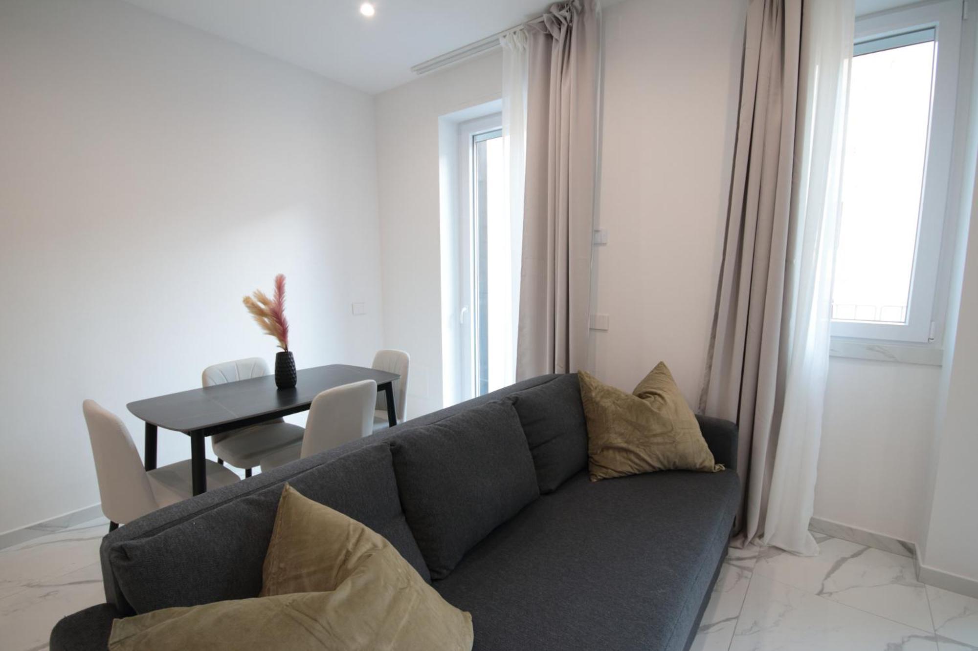Tema - Dimore Partenopee Apartment Naples